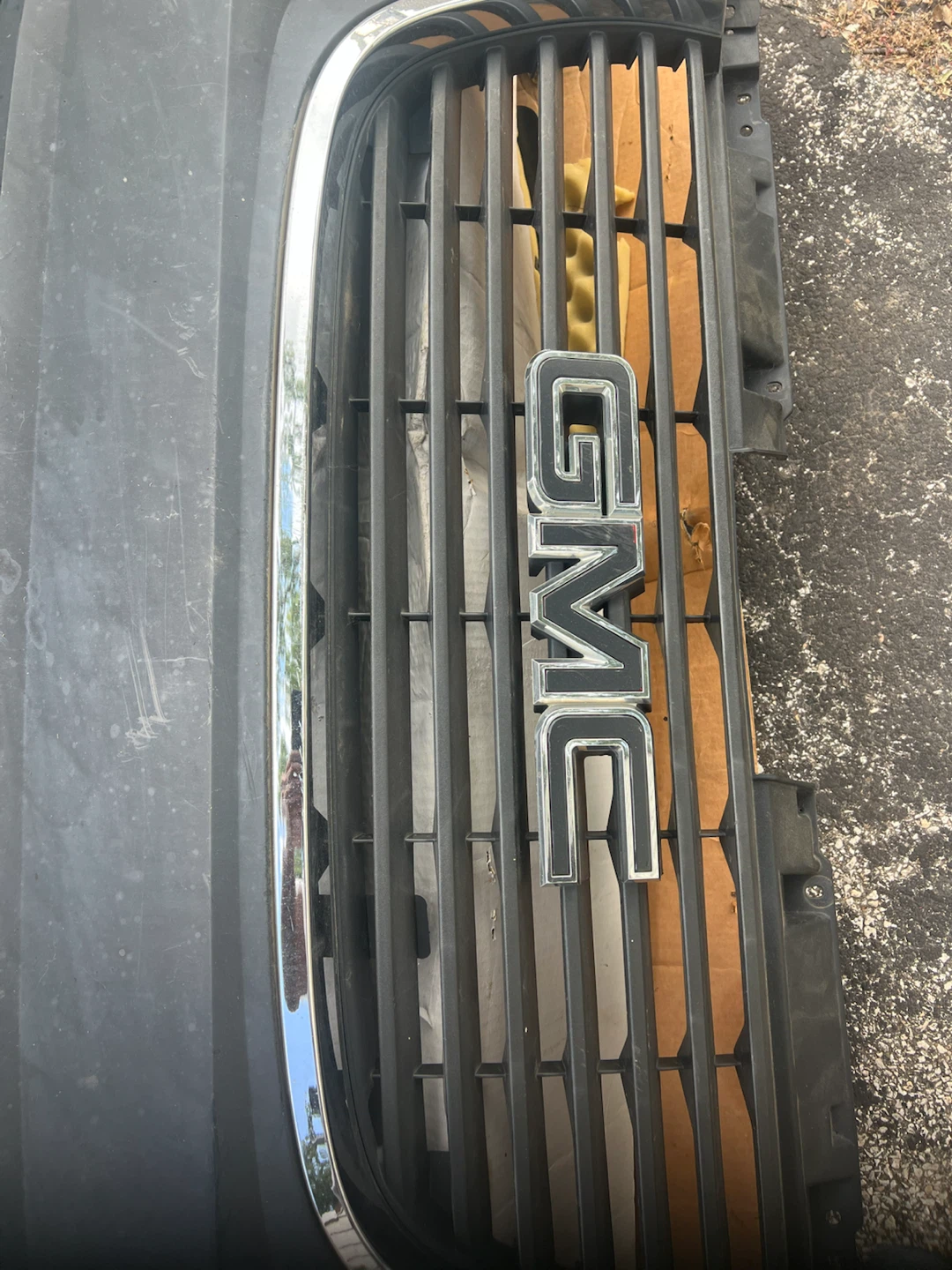GMC Yukon Denali number and grill