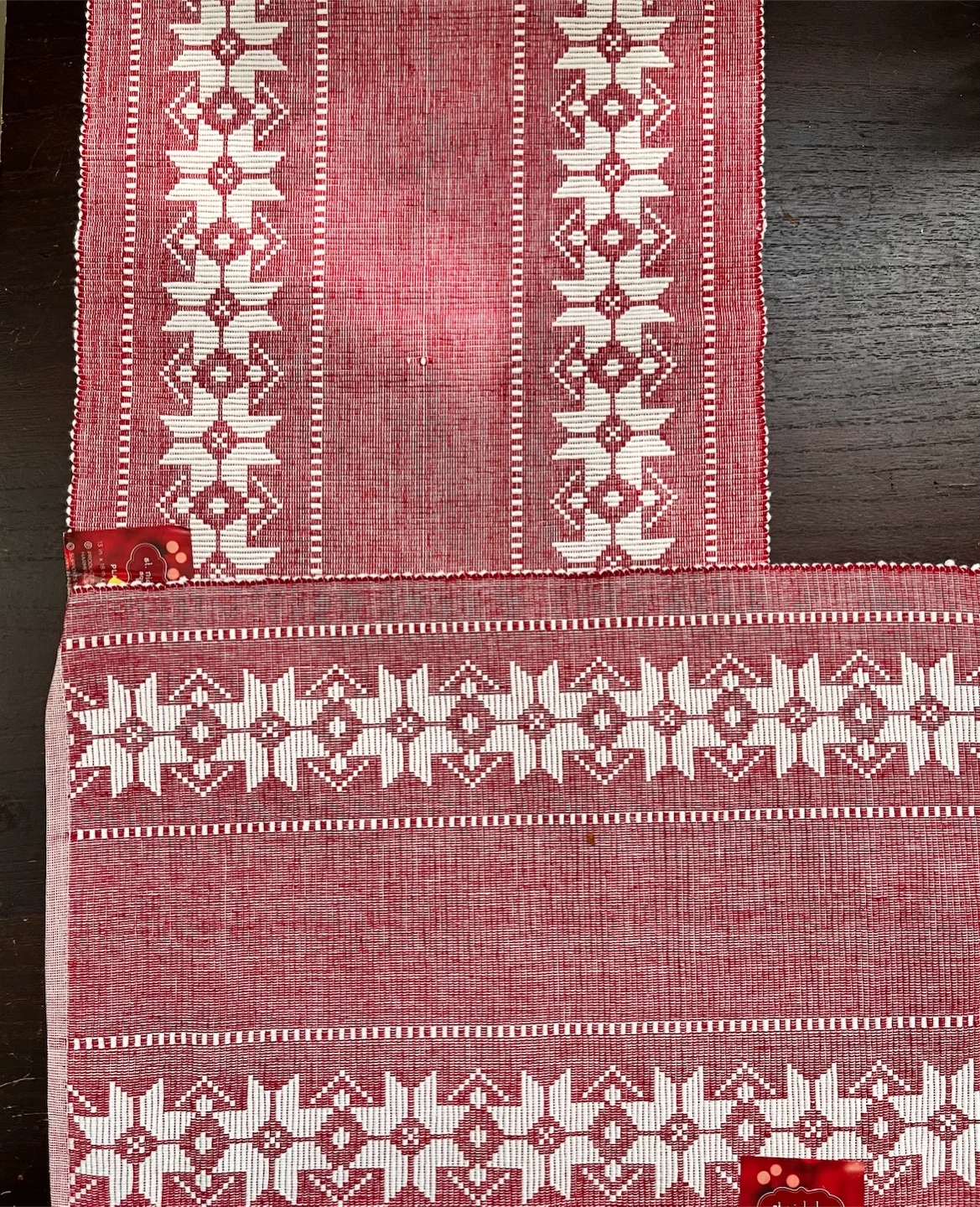 4 pieces set.St. Nicholas Square Red & White Christmas Placemat - photo 3