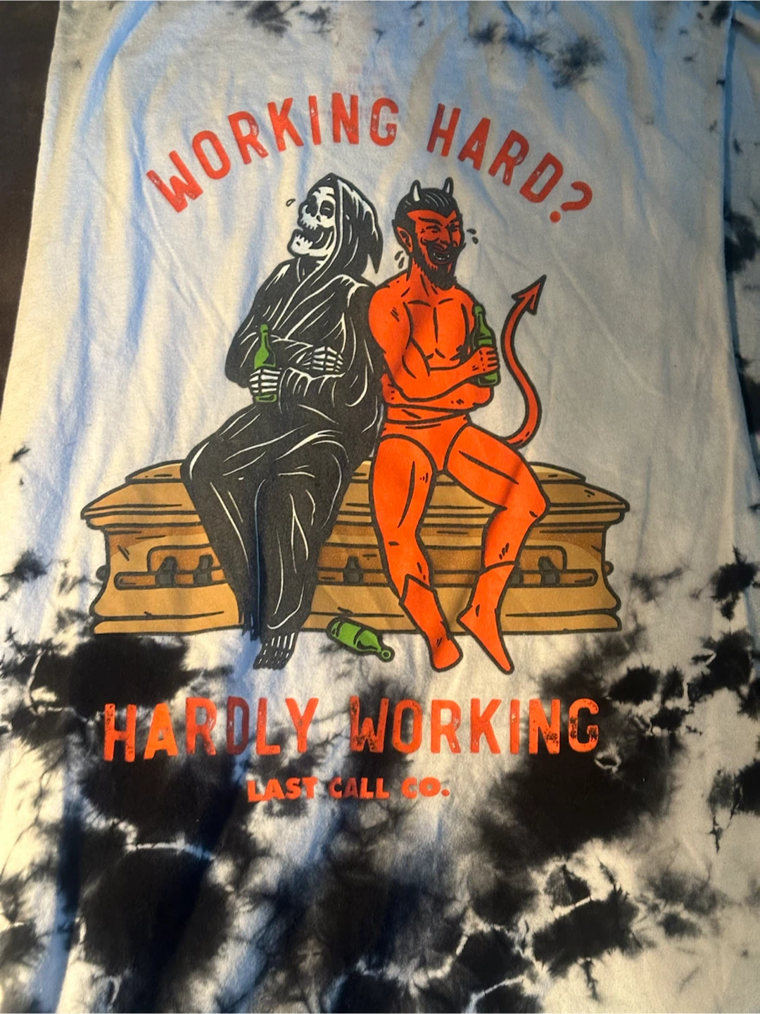 Sleeveless working hard or hardly working shirt - photo 2