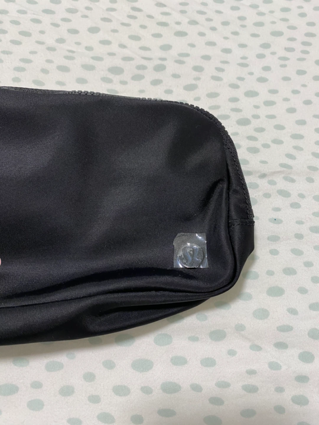 Lululemon Everywhere Belt Bag - Black - photo 2