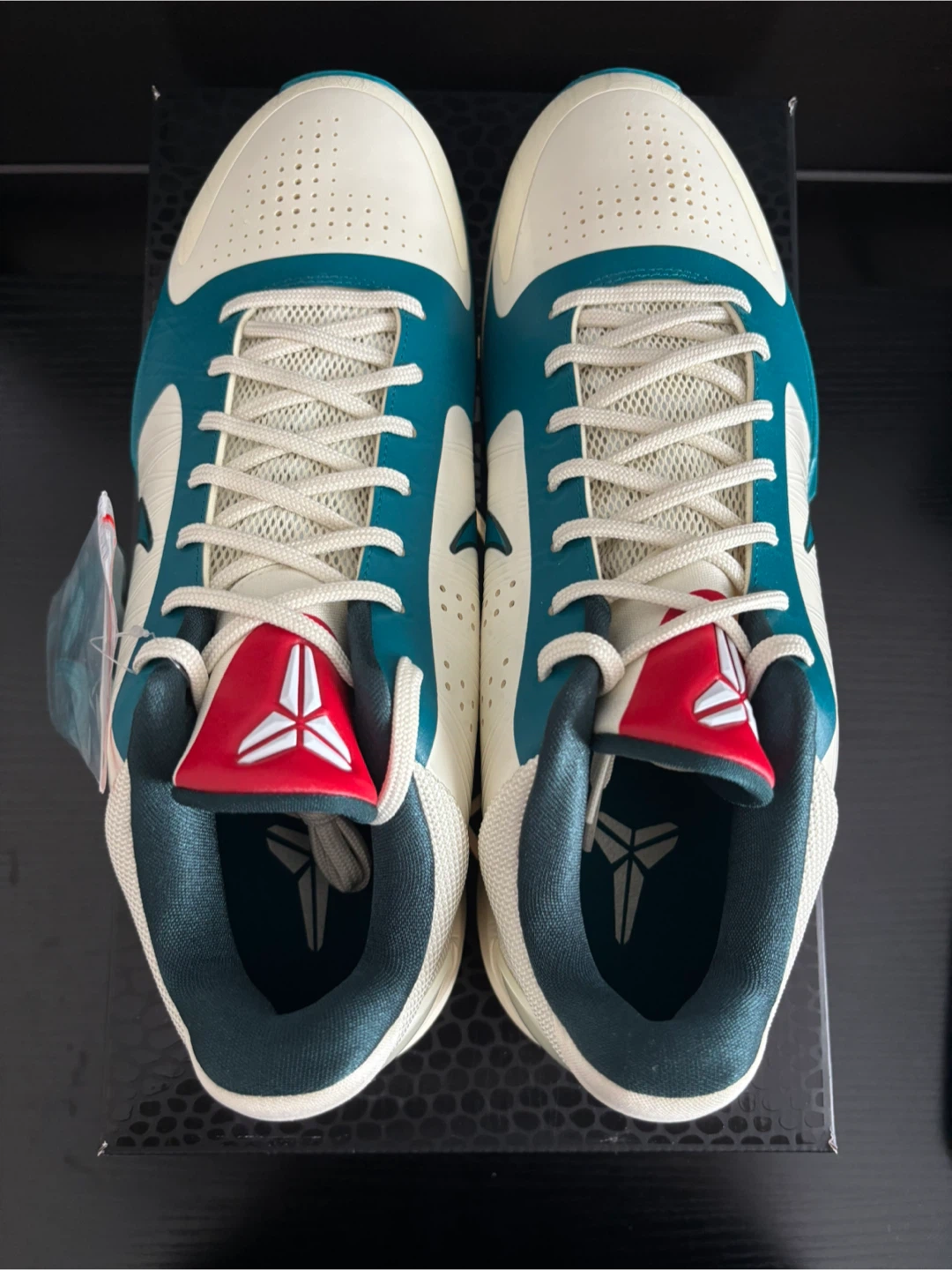 Kobe 5 Caitlin Clark size 13 - photo 2