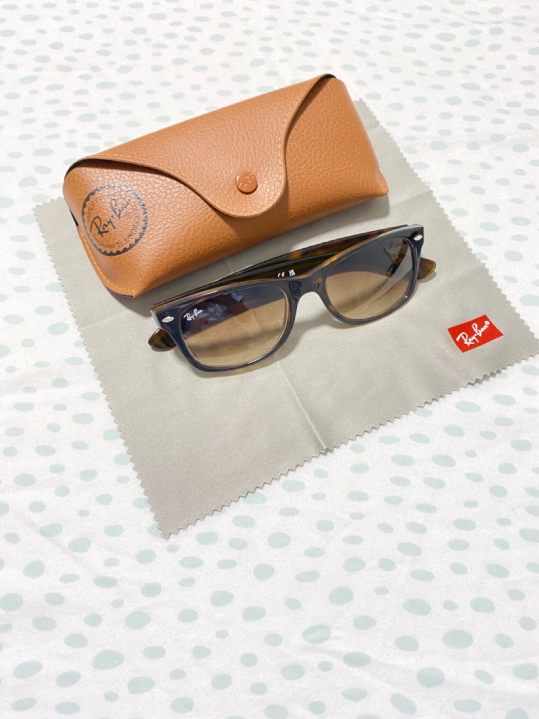 Ray-Ban New Wayfarer Sunglasses - photo 2