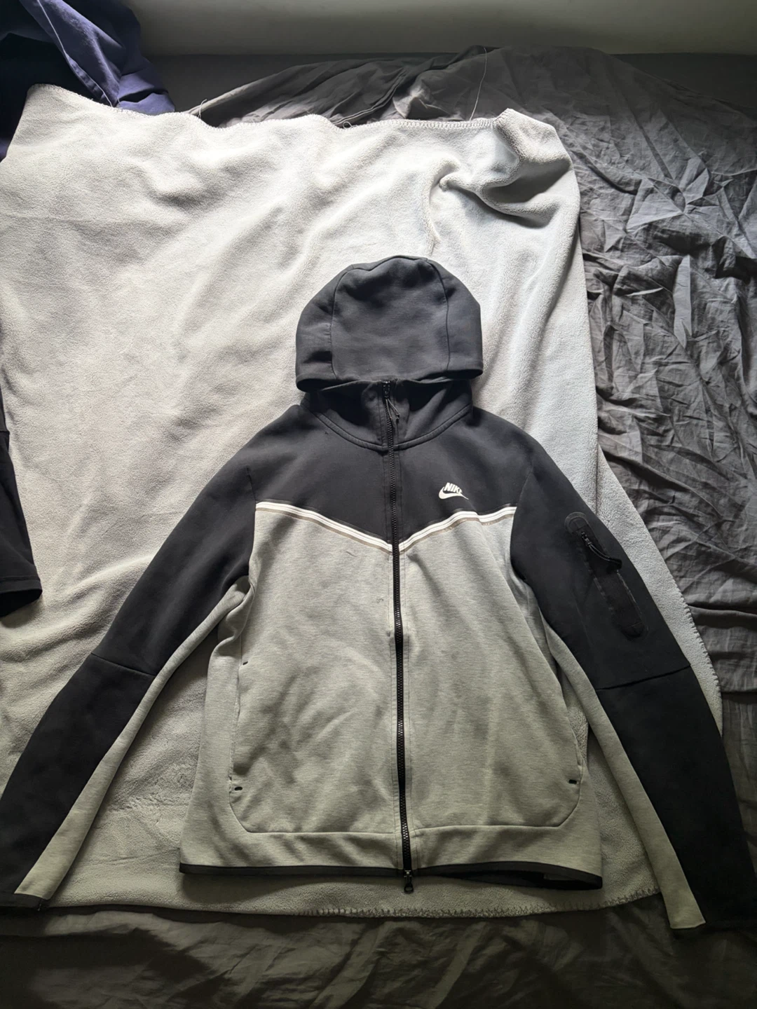 OG Nike Tech Fleece Full Zip Hoodie
