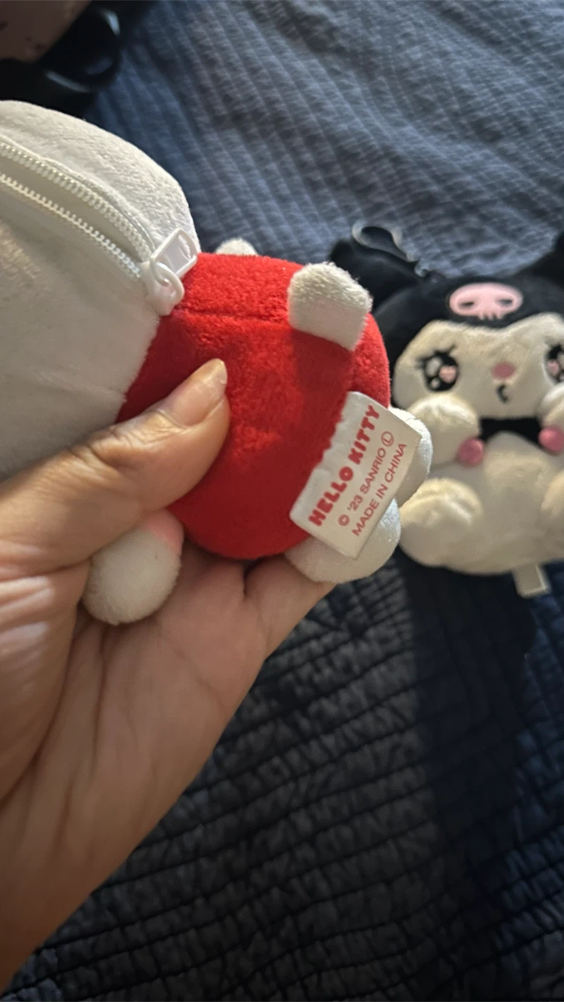 Hello Kitty and Kuromi Plush Toys - photo 2