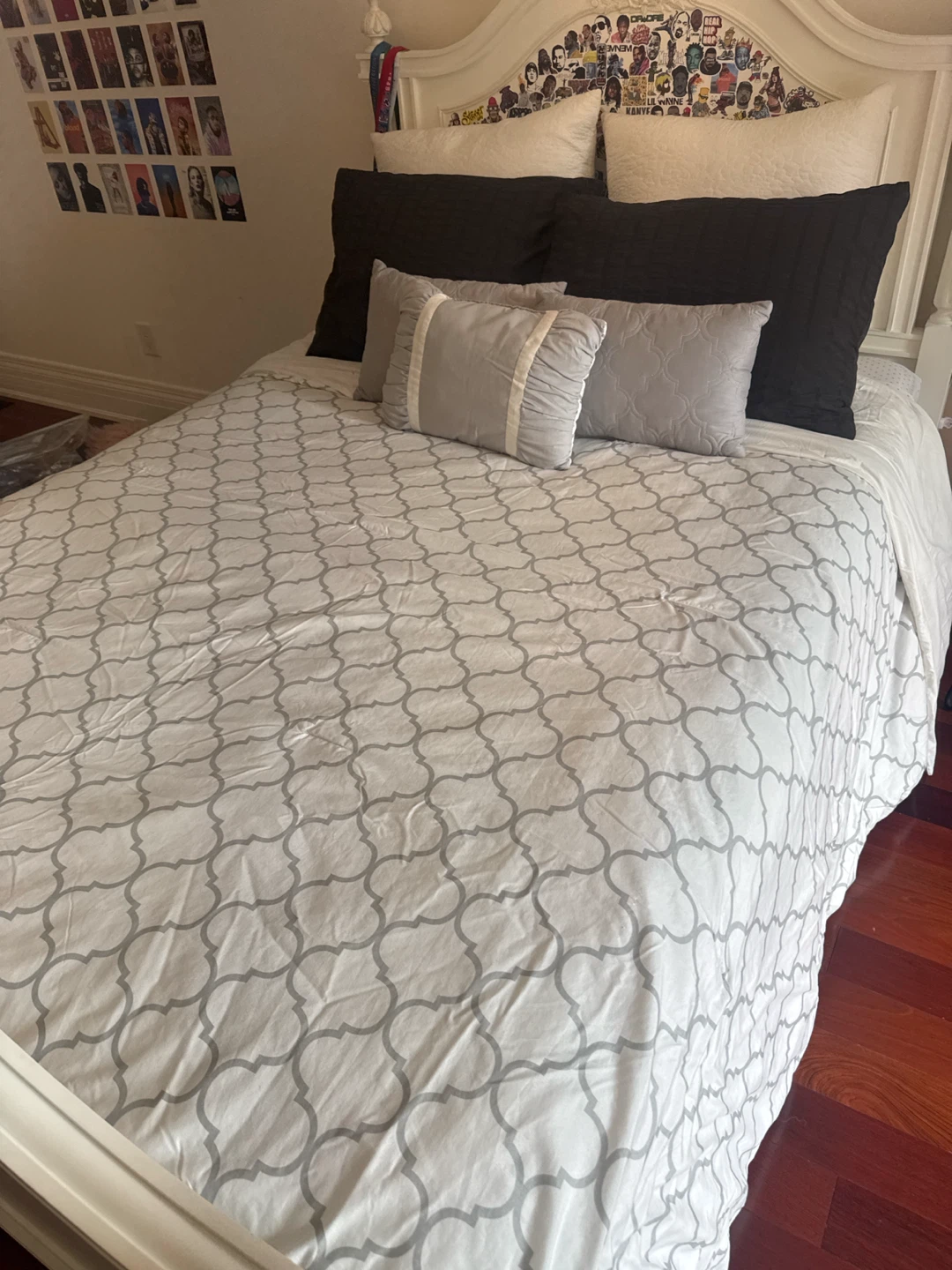 King - Reversible Chic Home Design Queen Comforter Set