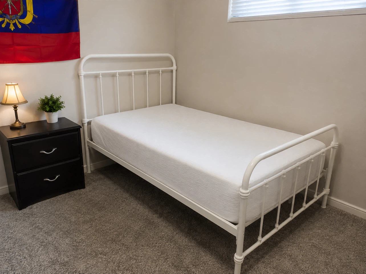 White Metal Twin Bed Frame+Matress
