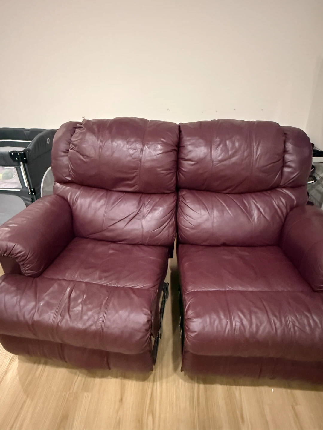 Burgundy Leather Loveseat Recliner - photo 2