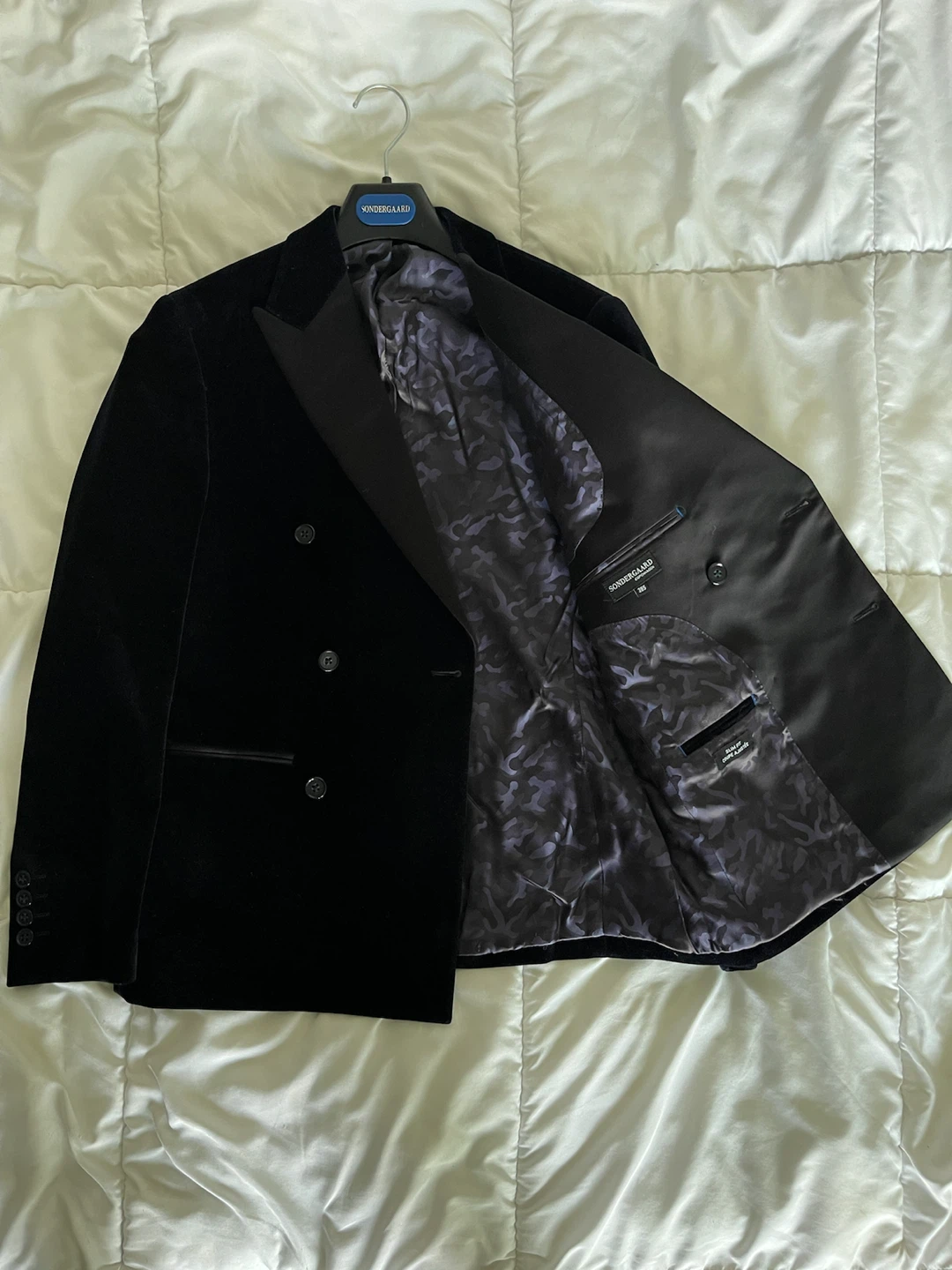 Black Velvet Double-Breasted Blazer - photo 2