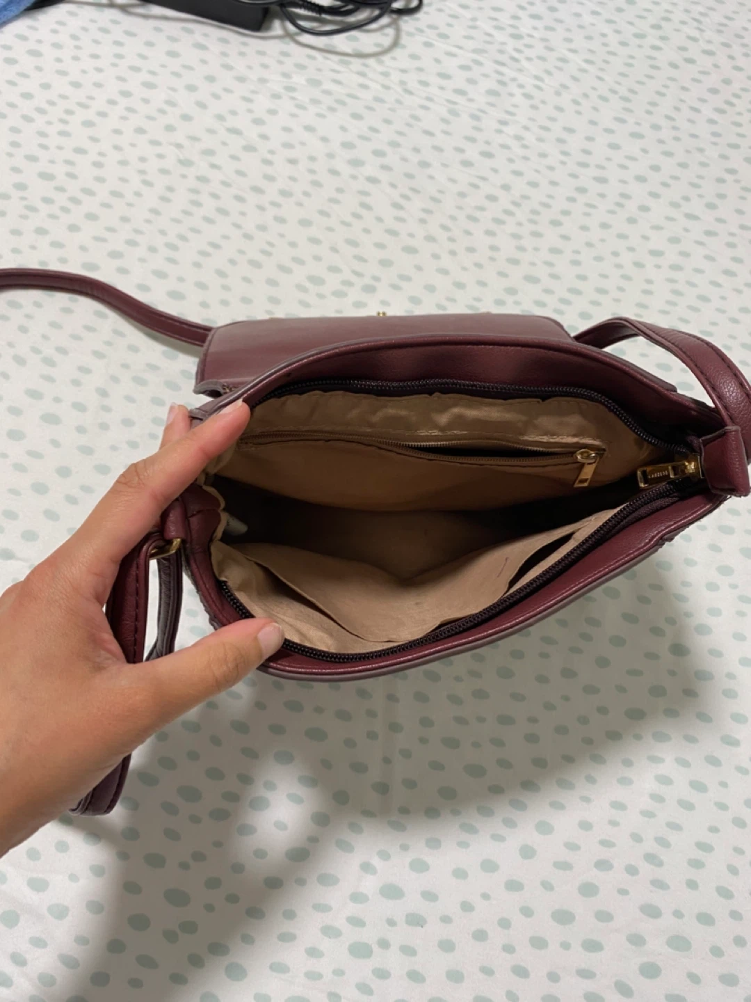 Caprese Maroon Crossbody Bag - photo 4
