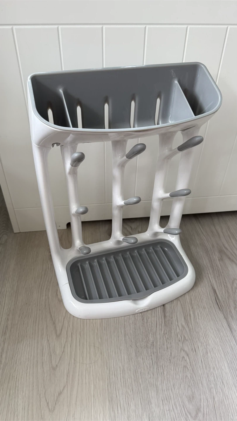 OXO bottle drying rack in excellent condition