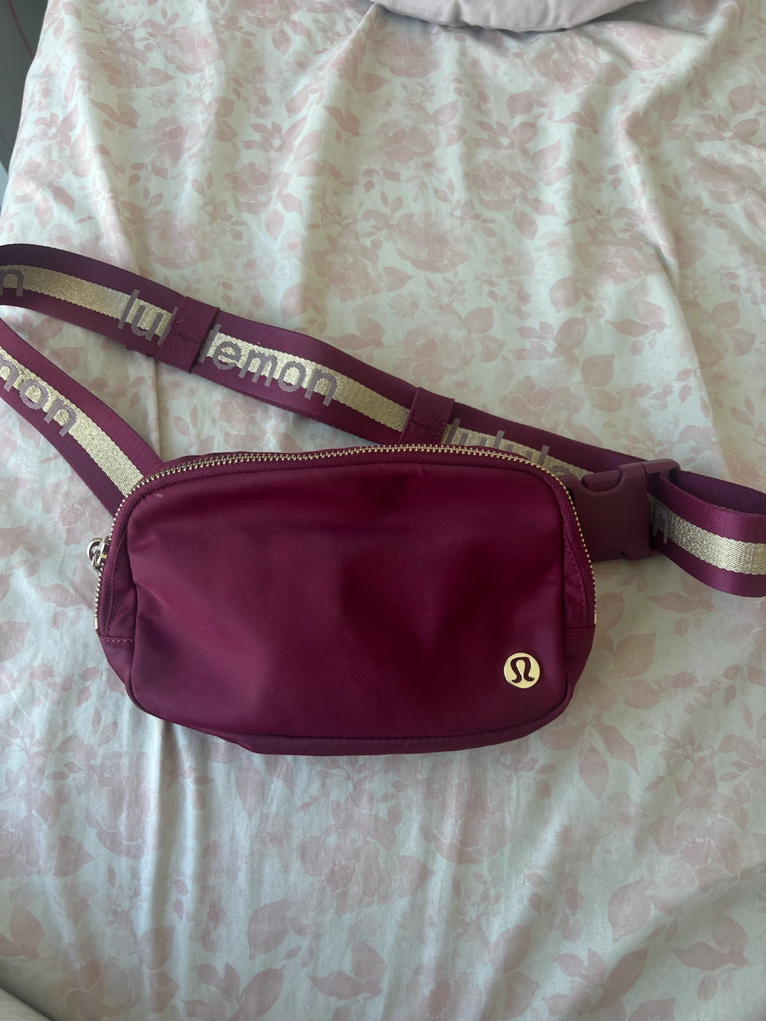 Lululemon Everywhere Belt Bag