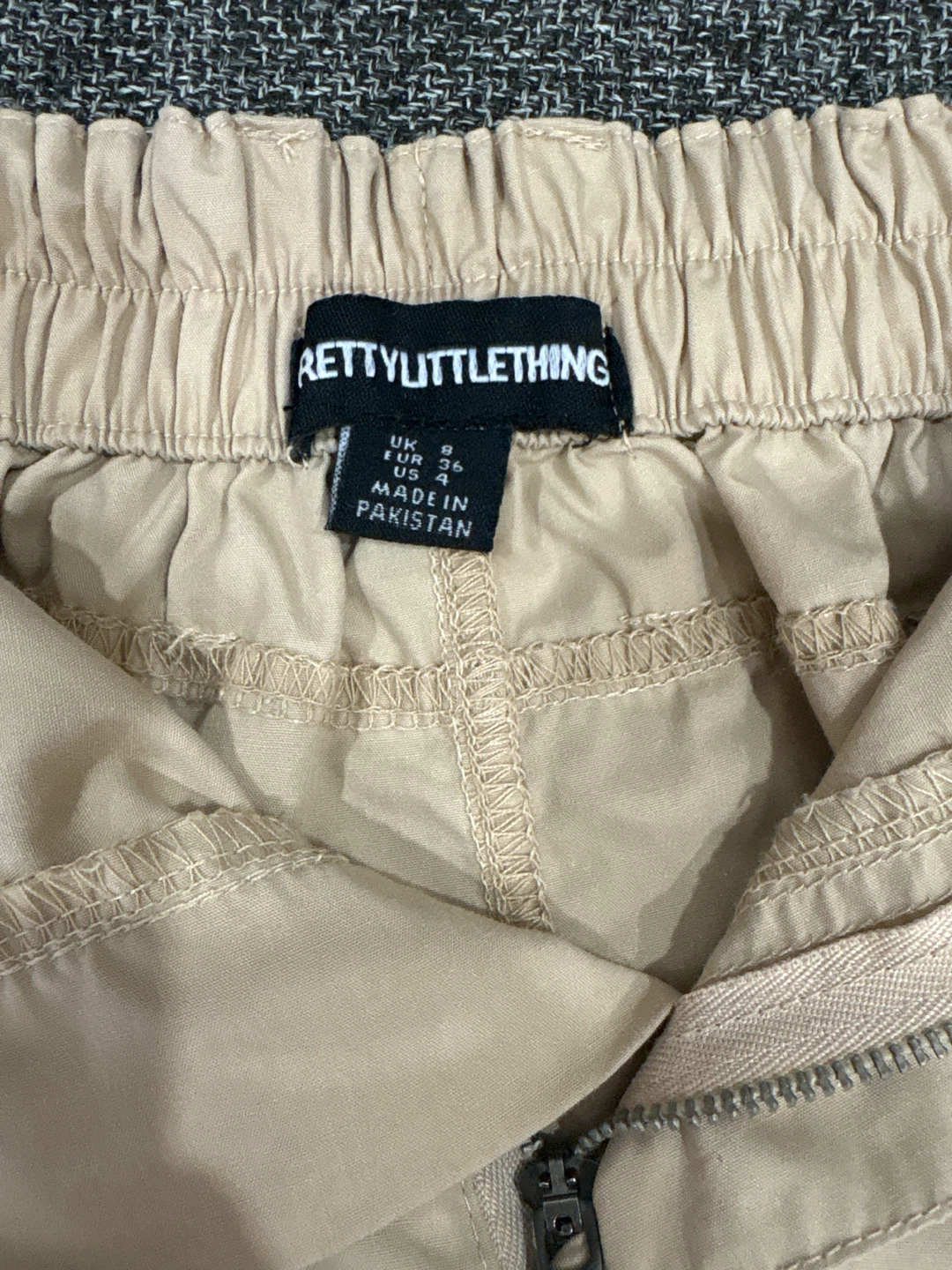 PrettyLittleThing petite tan cargo micro mini skirt - photo 2
