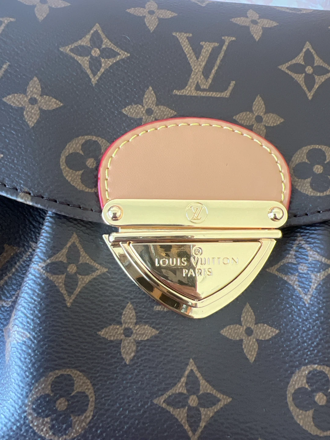 Louis Vuitton Monogram Shoulder Bag - photo 2