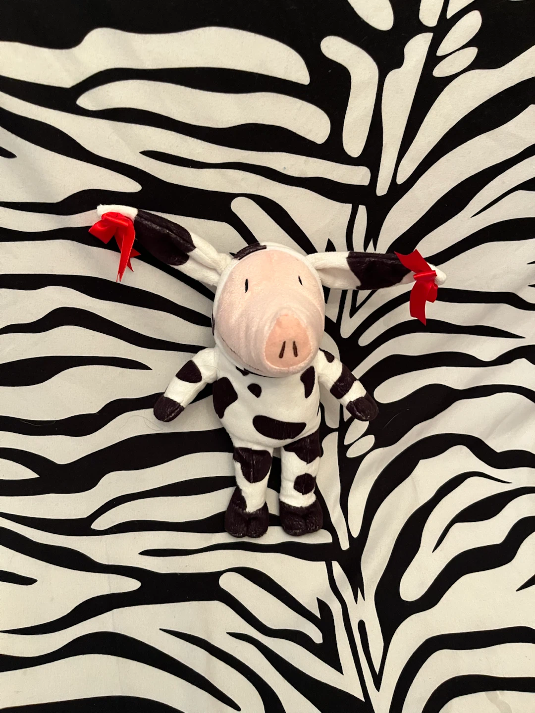 🖤 Olivia the Pig plush toy 🖤