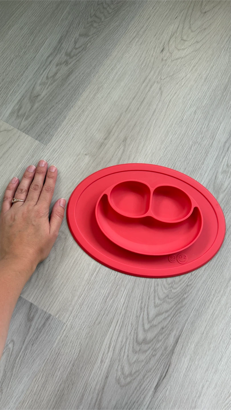 Baby eZpZ suction plate in red - photo 2