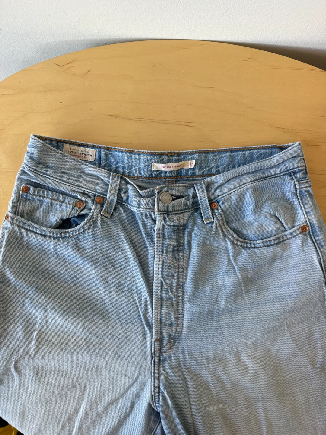 Levi's Ribcage Straight Jeans Size 31