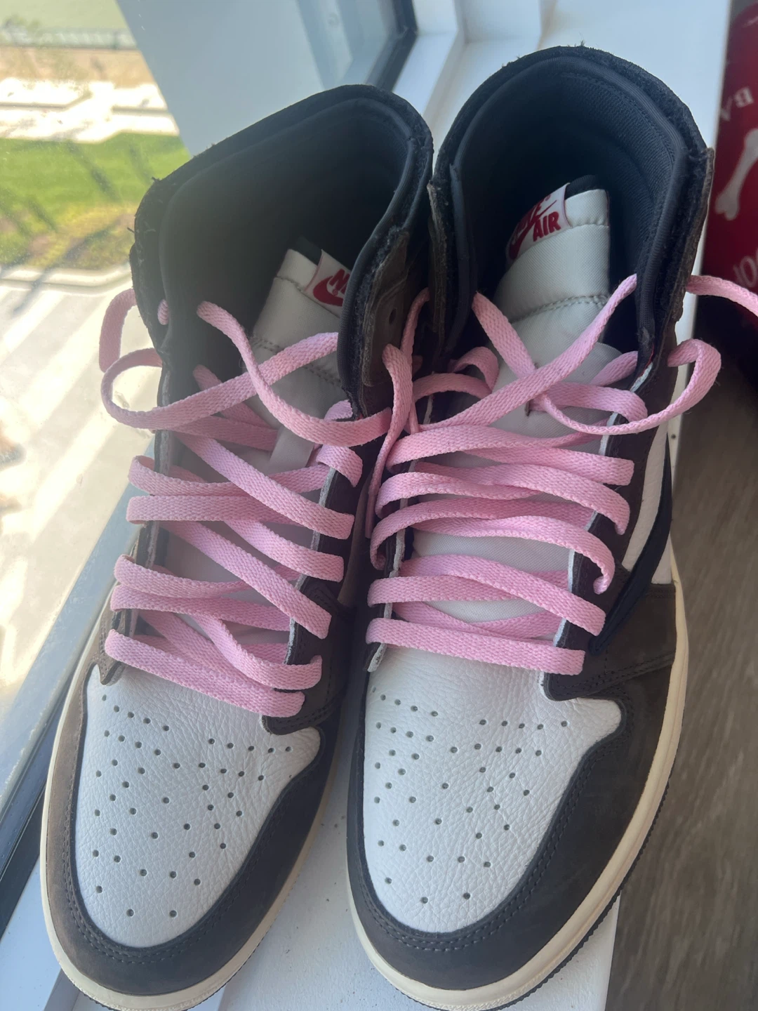 Nike Air Jordan 1 High Travis Scott - photo 2