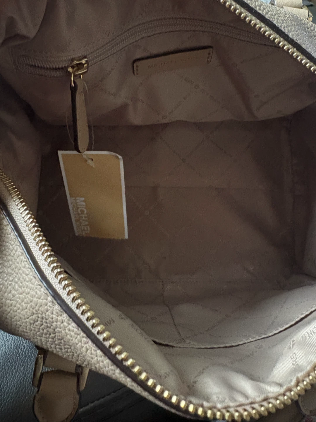 Michael Kors Satchel Bag - photo 3