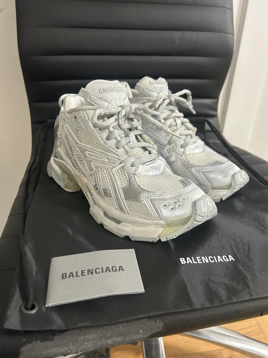 Balenciaga Runners (SEND OFFERS)