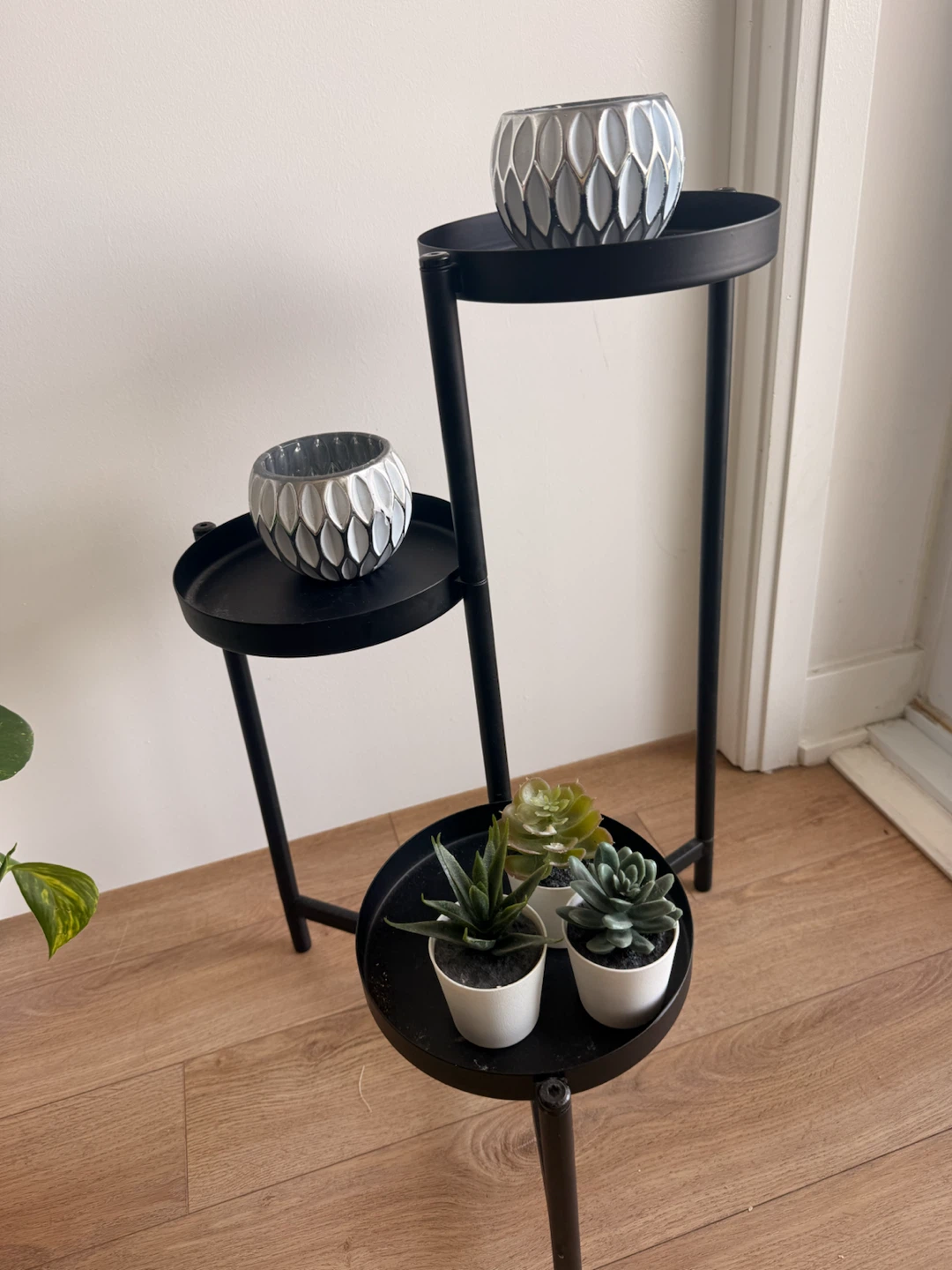 Plant Stand - photo 3