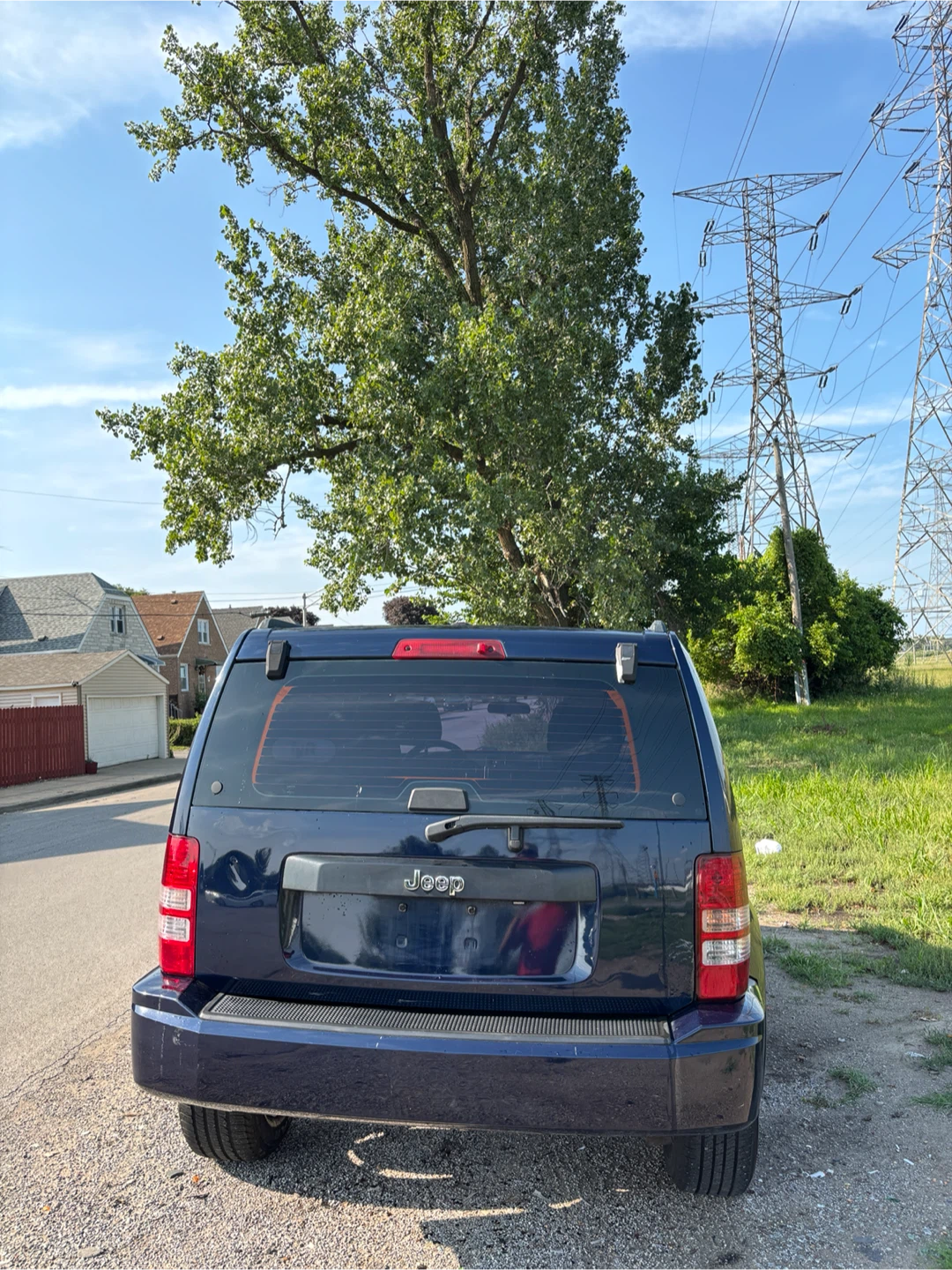 Dark Blue Jeep Liberty SUV - photo 4
