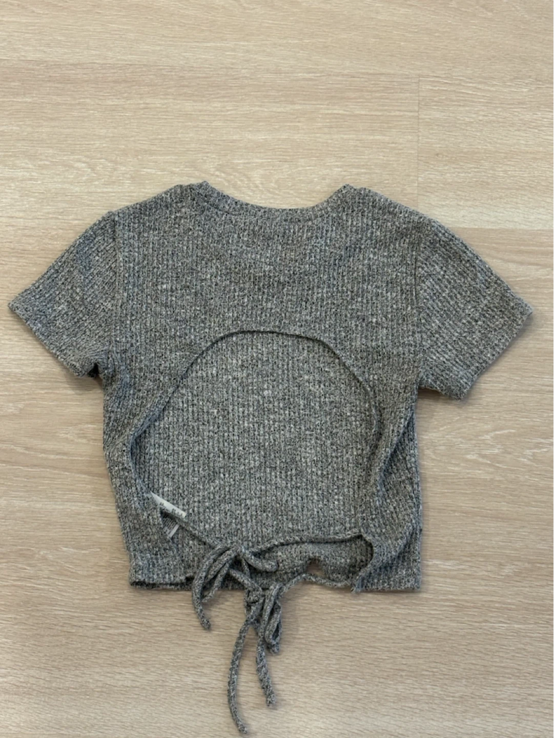 Grey Ribbed Crop Top with Back Cutout - photo 3