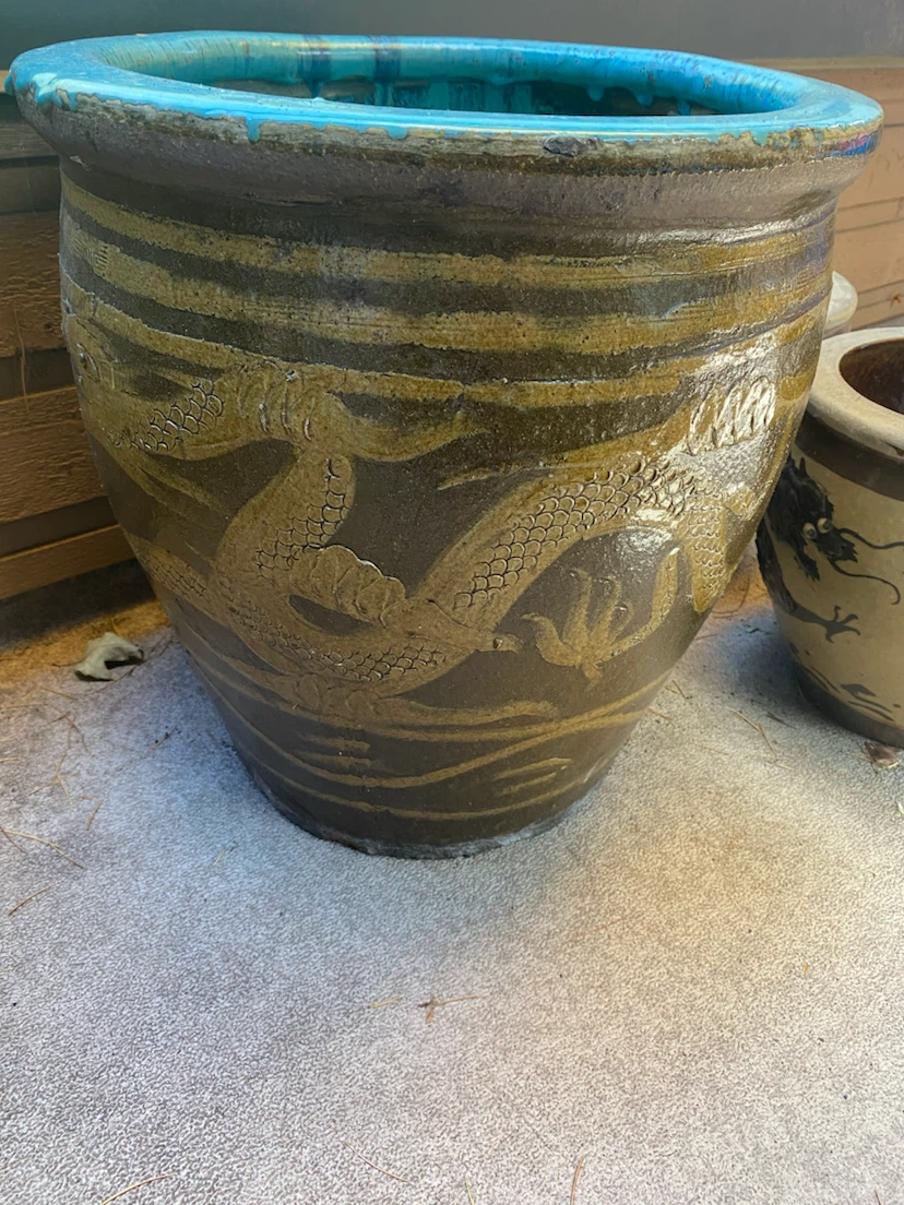 $100 each - Dragon Ceramic Planter Pot - photo 2