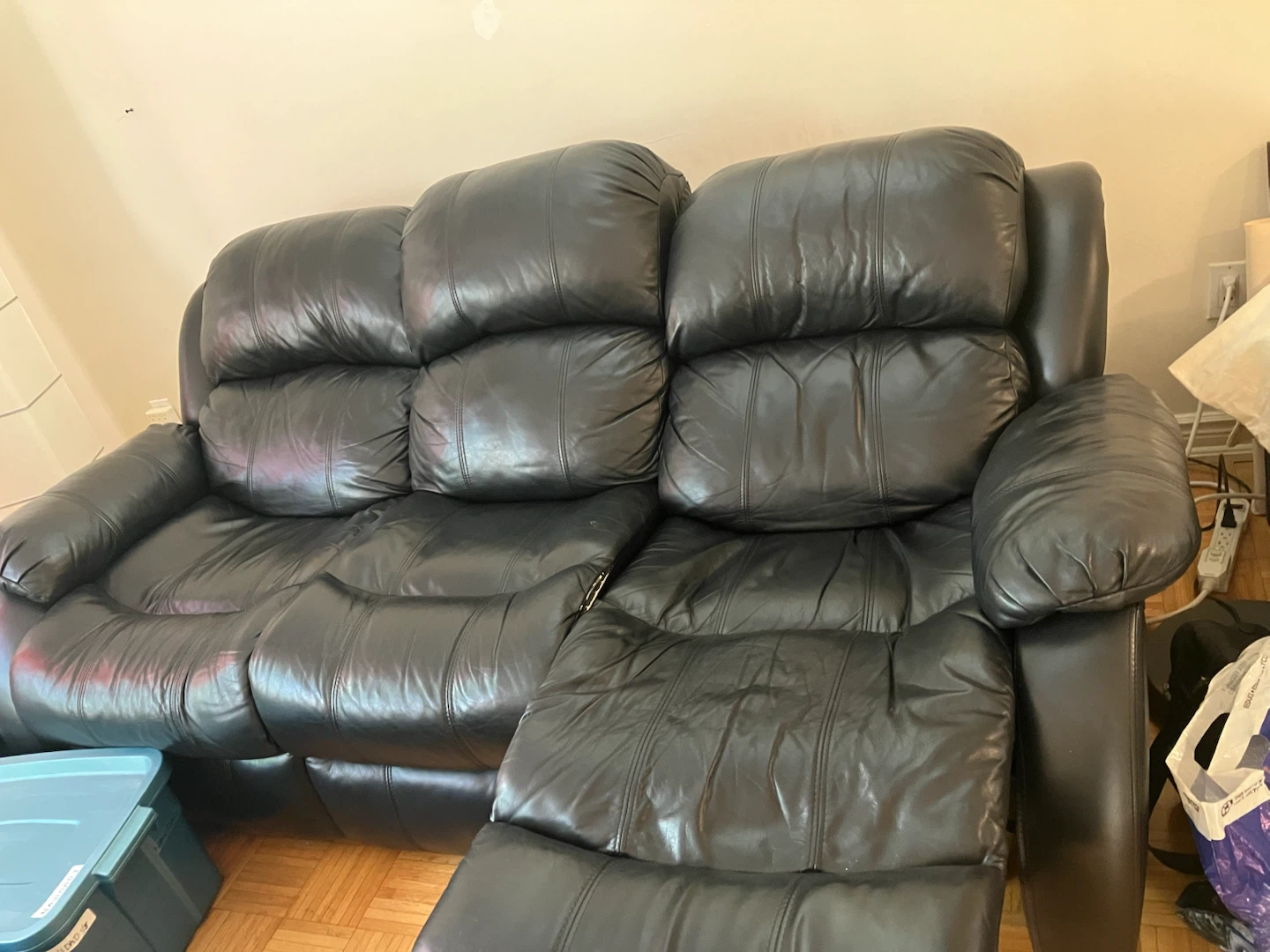 Black Leather Recliner Sofa