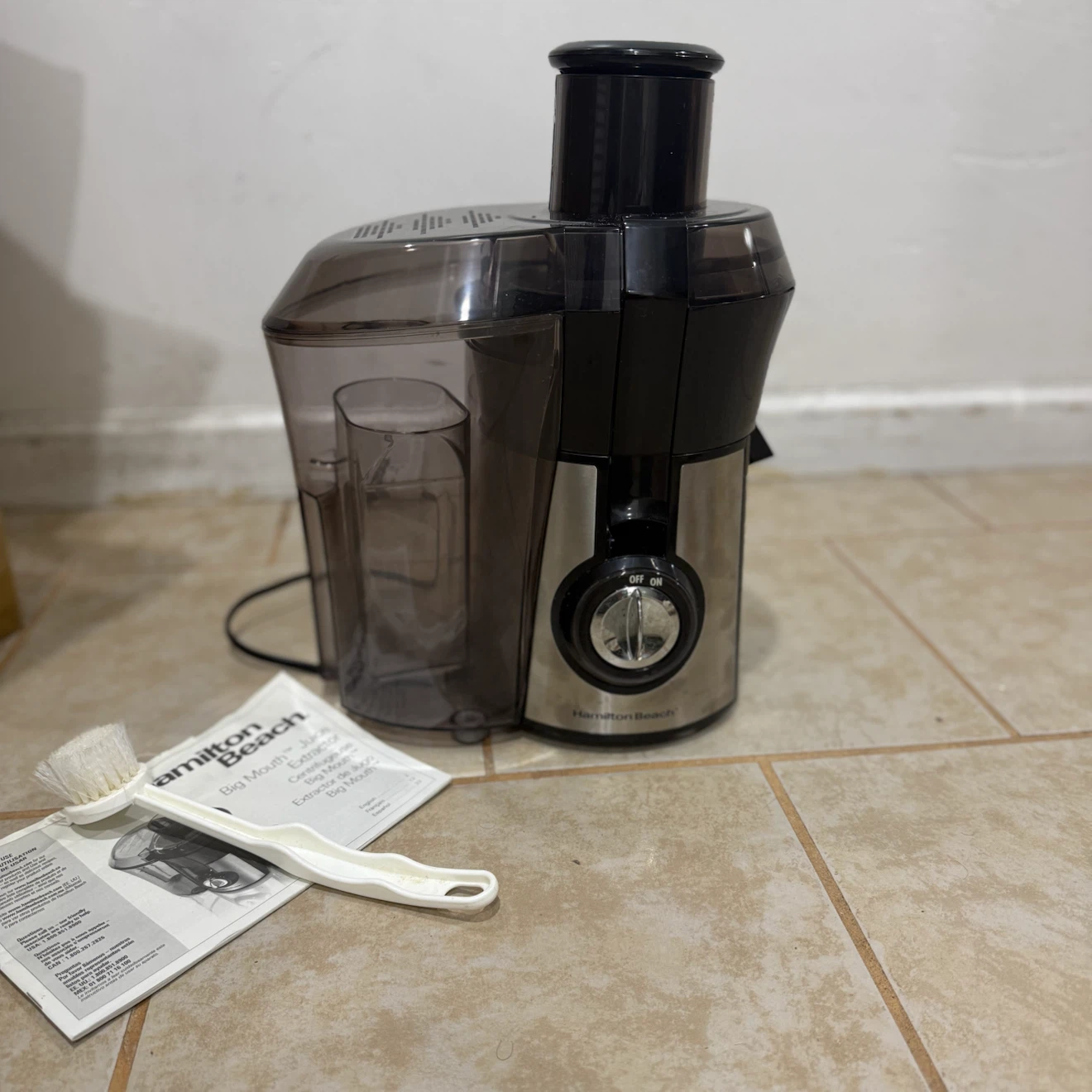 Hamilton Beach Juice Extractor - photo 2