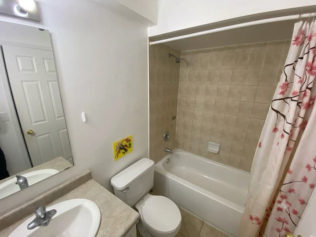 Private Room in N York - photo 2