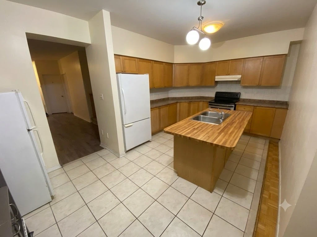 Private Room in N York - photo 4