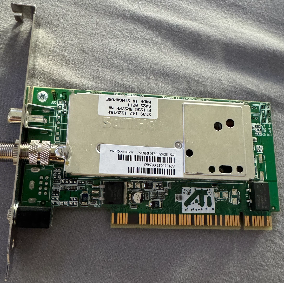 ATI AGP Graphics Card with Philips TV Tuner