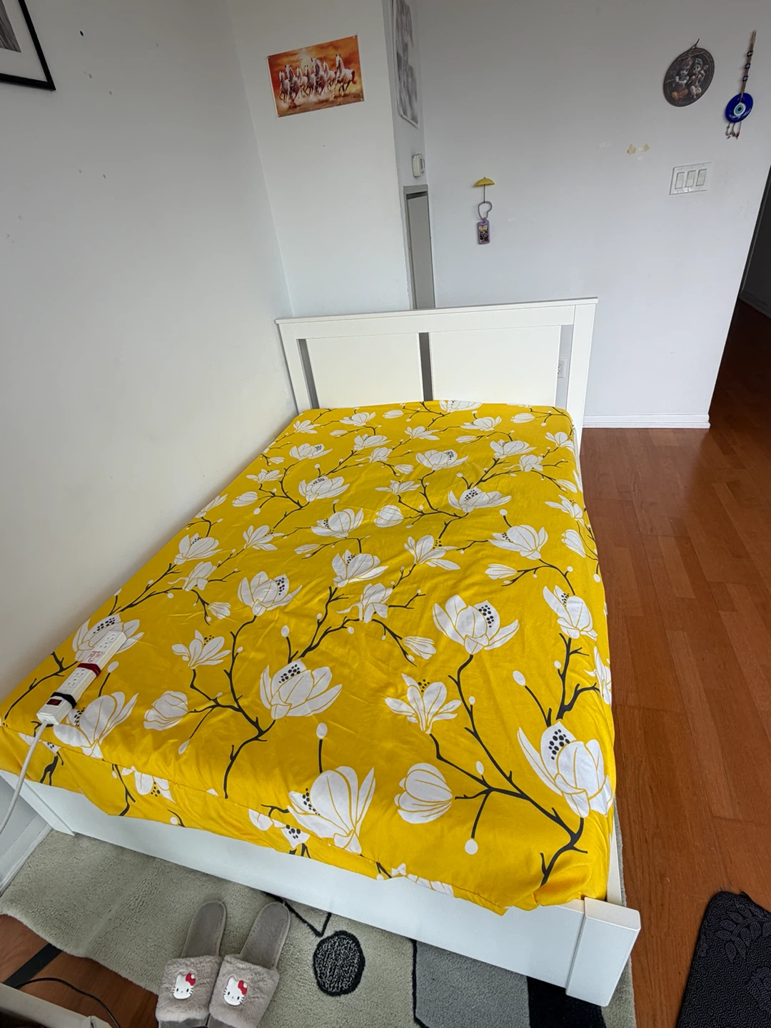 IKEA SONGESAND White Modern Bed Frame - photo 2