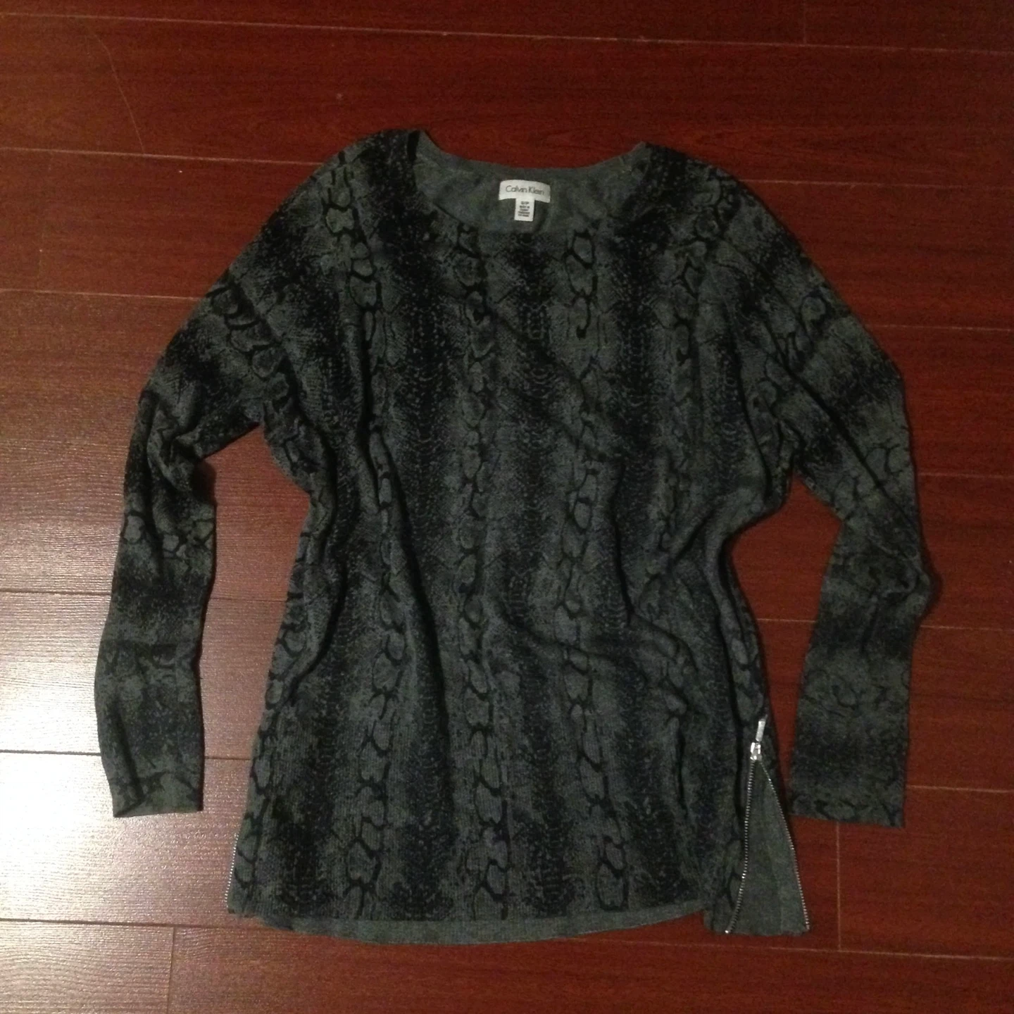 Calvin Klein Snake Print Sweater Size S/P
