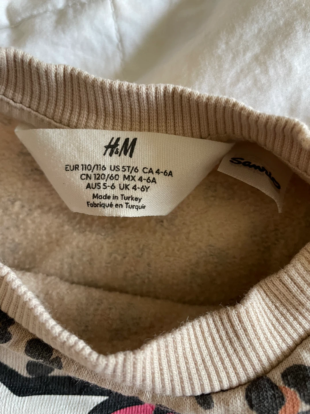 H&M Hello Kitty Leopard Print Sweatshirt - photo 2