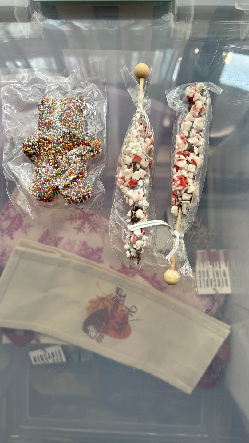 Hot Cocoa Makers & Chocolate Stirrers Set - photo 3
