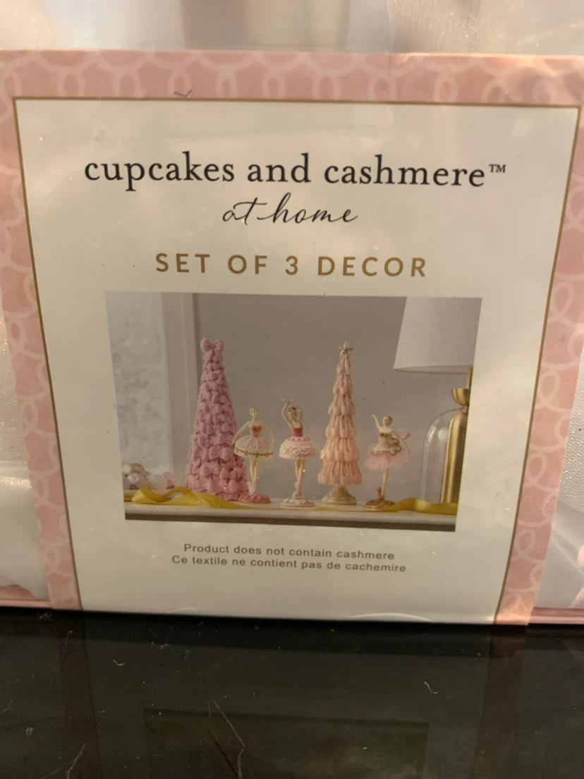 Cupcakes and Cashmere Set of 3 Ballerina Decor - photo 5