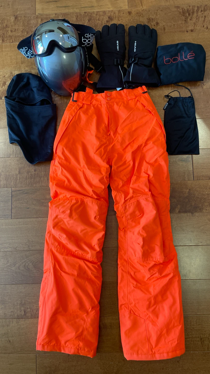 Full Ski Gear Set (Helmet, Goggles, Pants, Gloves & Balaclava)