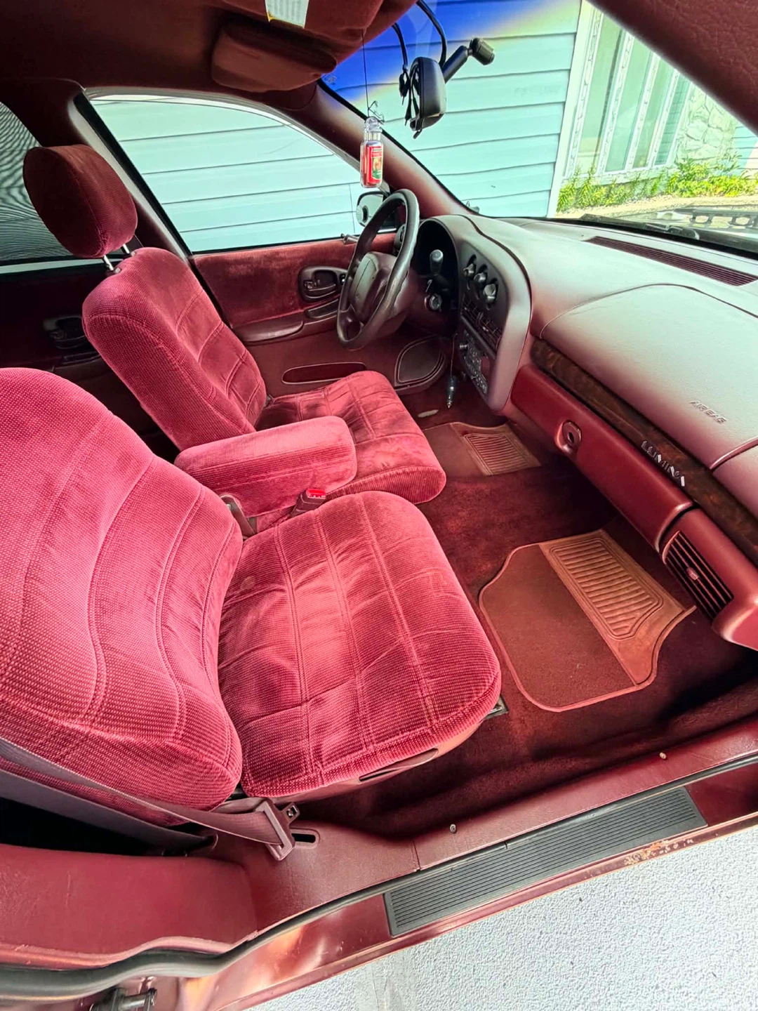1997 Chevrolet Lumina Sedan - photo 4