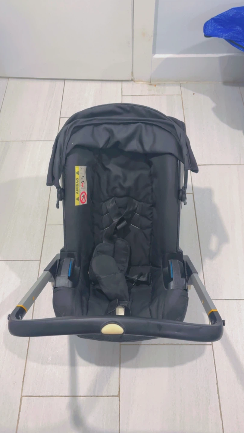 Doona Infant Car Seat & Stroller