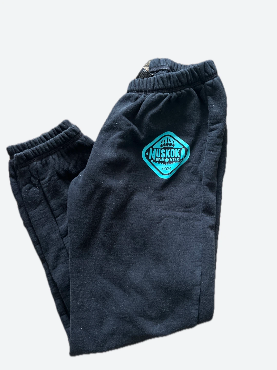 Muskoka Bear Wear Black Sweats Size Small