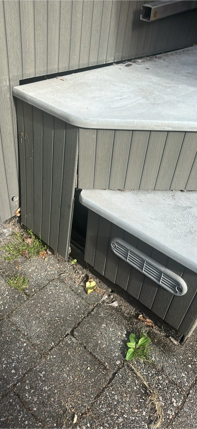 Steps for hot tub - photo 3