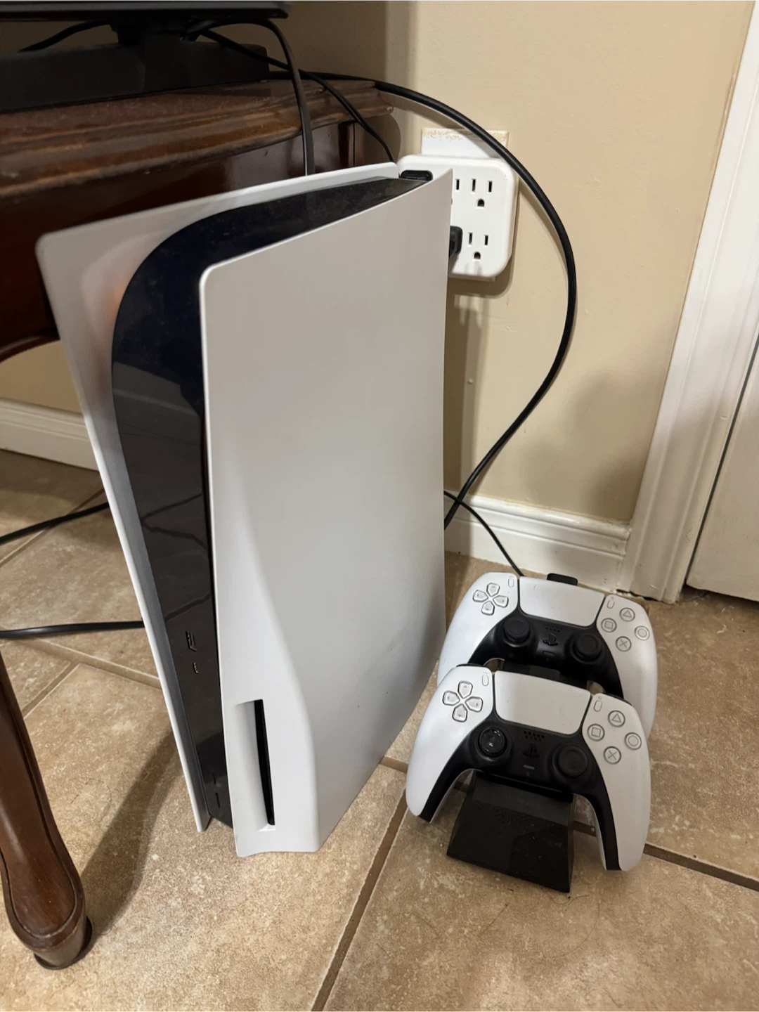 Sony PlayStation 5 Console with Two Controllers and 2 games - photo 2