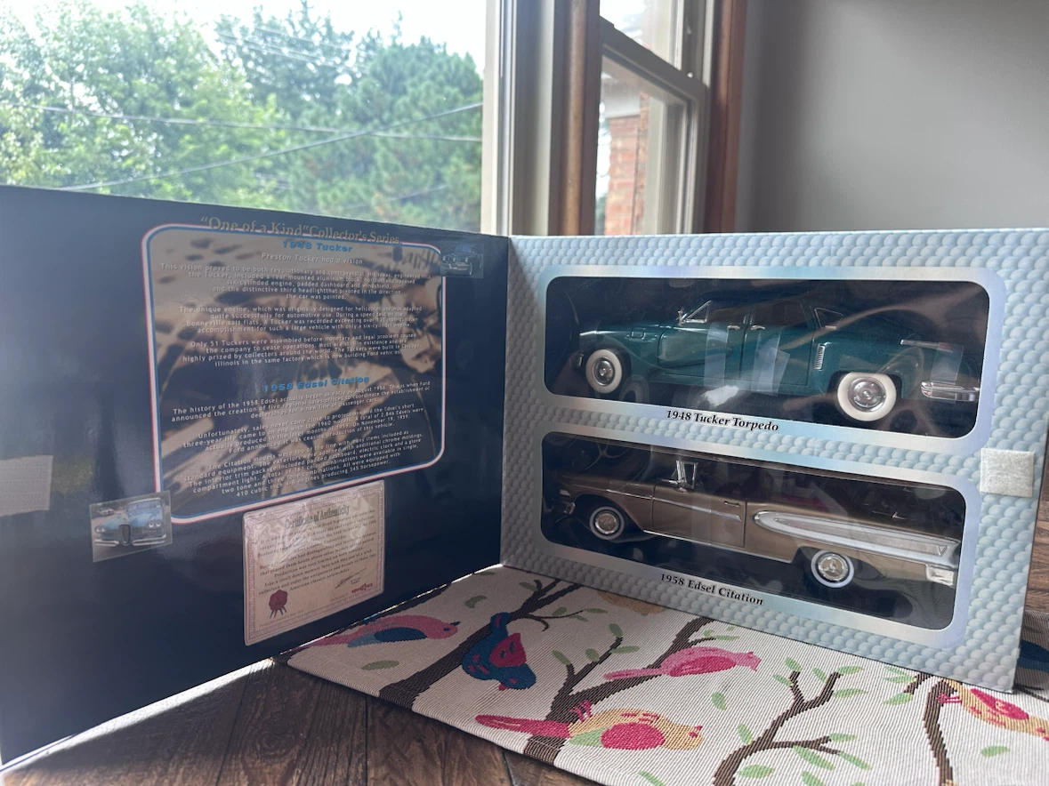 1948 Tucker Torpedo & 1958 Edsel Citation Diecast Model Cars - photo 2