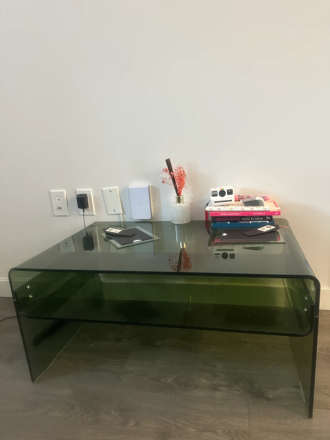 Green Acrylic Coffee Table - Large - photo 2