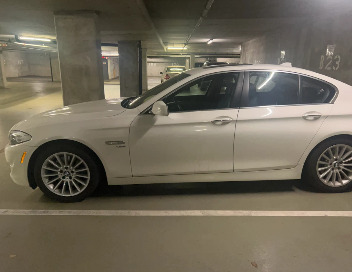 2011 White BMW 535i xdrive - photo 5