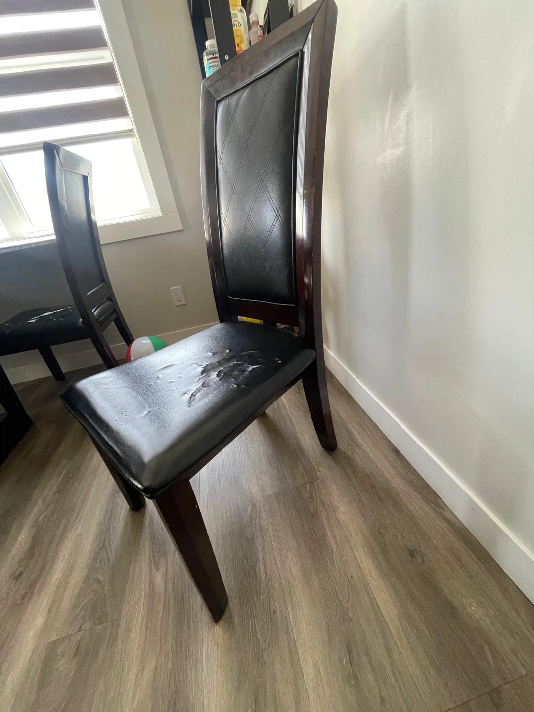 Dinning table and chairs - photo 3