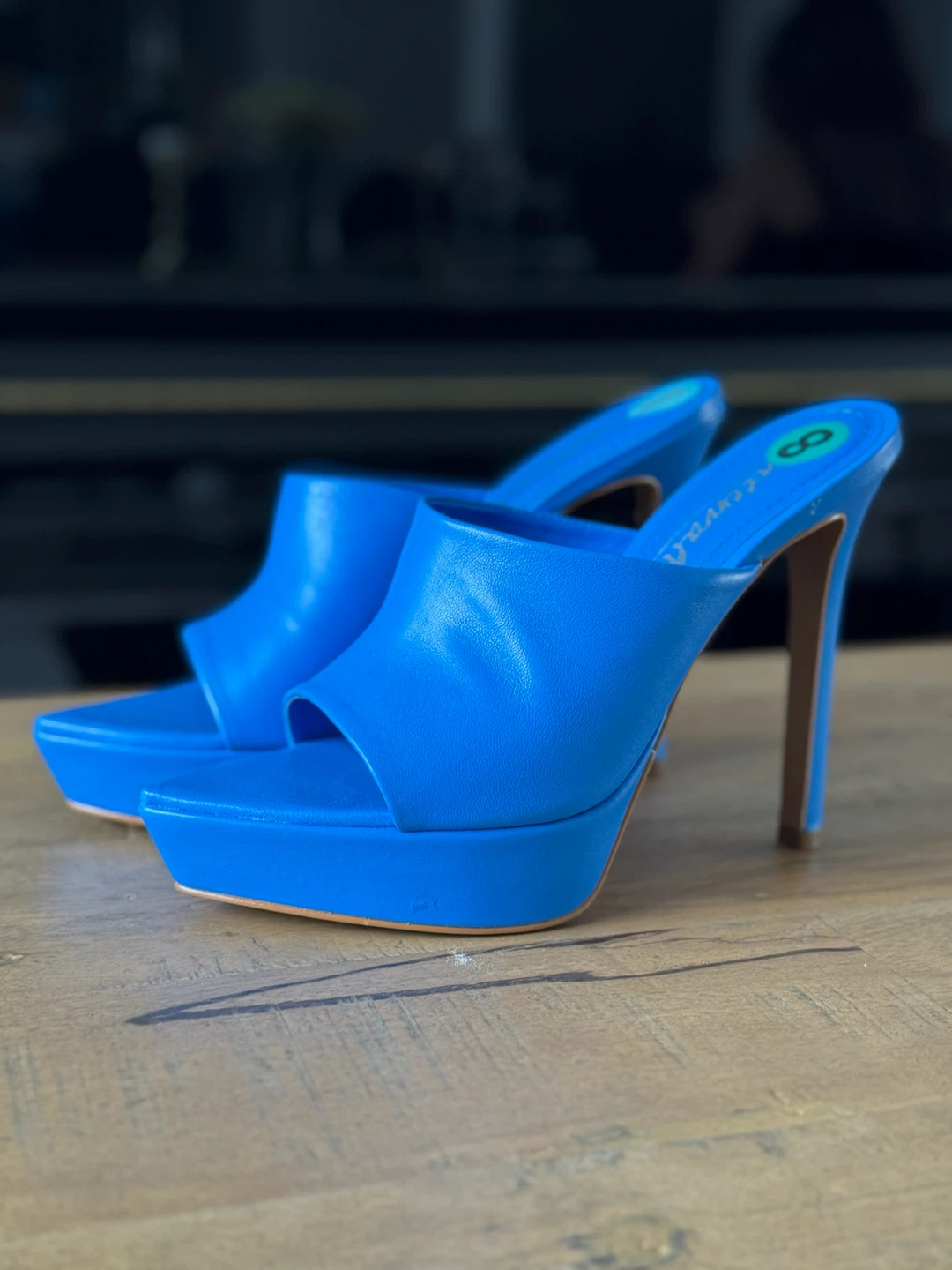 New Blue Platform Heels Size 8 - photo 2