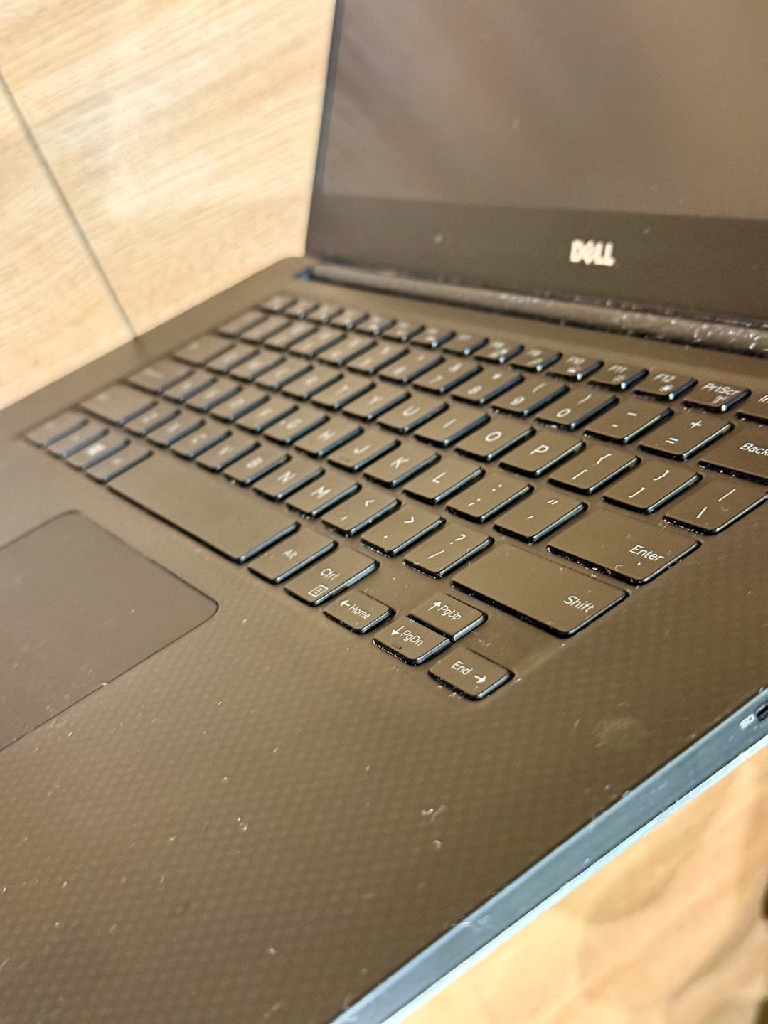 Dell XPS 15 Laptop - photo 2
