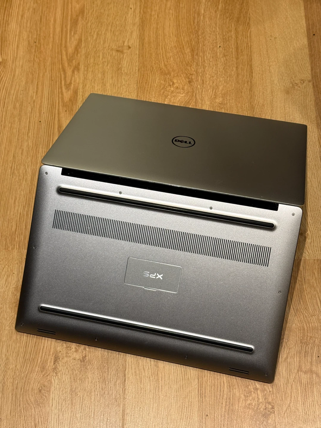 Dell XPS 15 Laptop - photo 5
